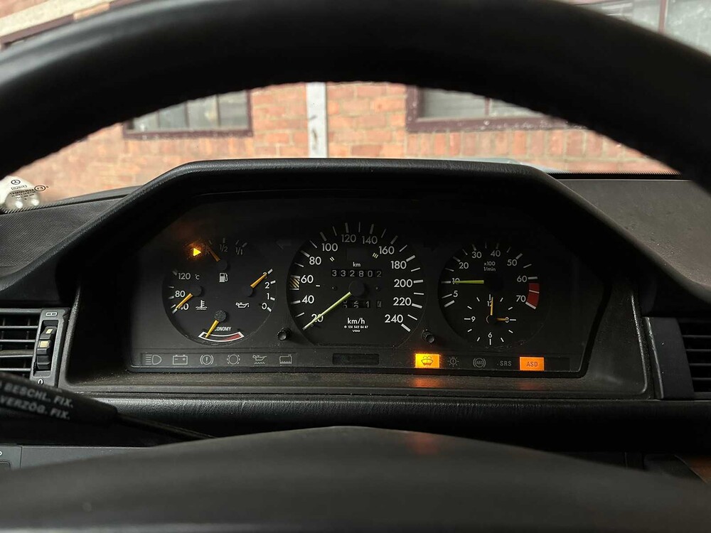 Mercedes-Benz 300 TE 200-500 (W124) Combi 179pk 1988, 61-ZJ-TZ