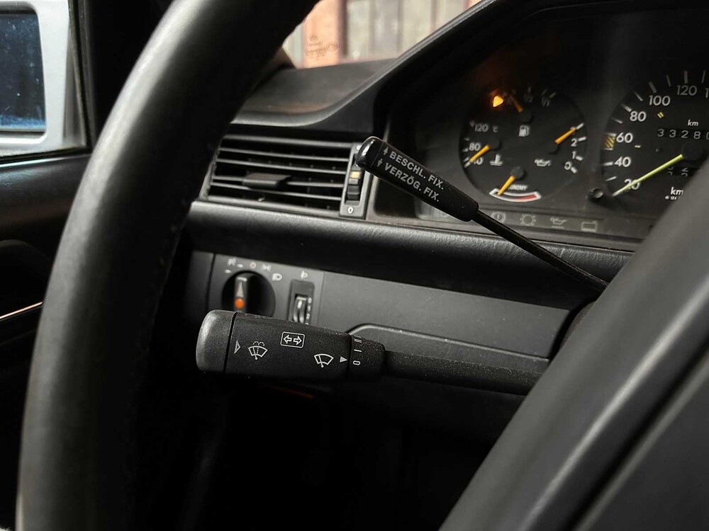 Mercedes-Benz 300 TE 200-500 (W124) Combi 179pk 1988, 61-ZJ-TZ