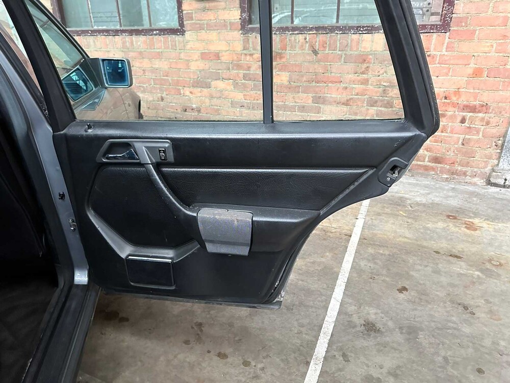 Mercedes-Benz 300 TE 200-500 (W124) Combi 179pk 1988, 61-ZJ-TZ