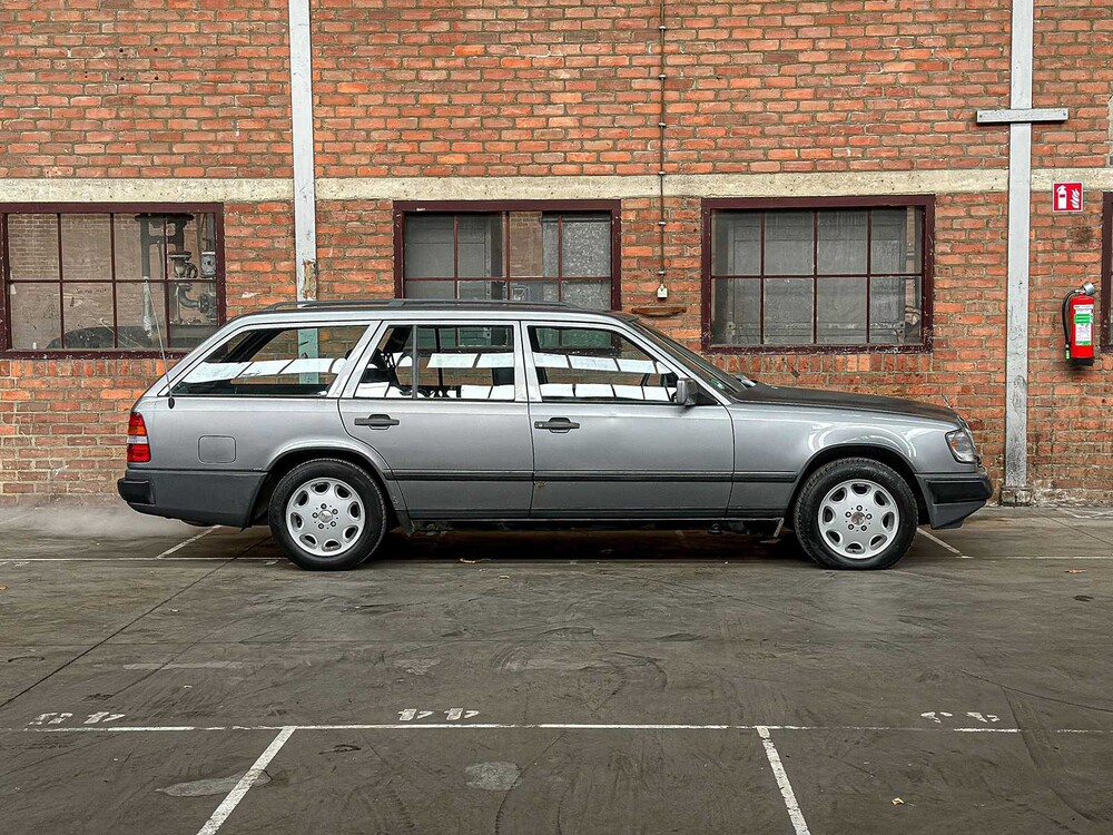 Mercedes-Benz 300 TE 200-500 (W124) Combi 179pk 1988, 61-ZJ-TZ