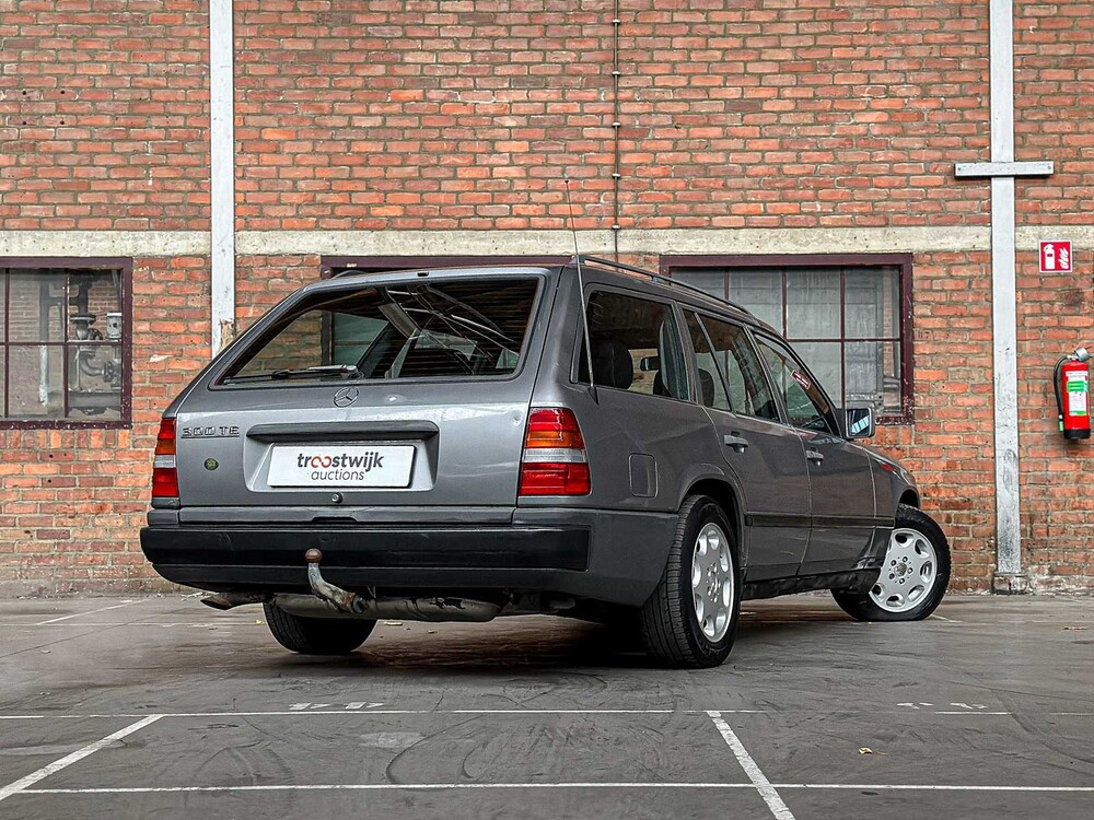 Mercedes-Benz 300 TE 200-500 (W124) Combi 179pk 1988, 61-ZJ-TZ