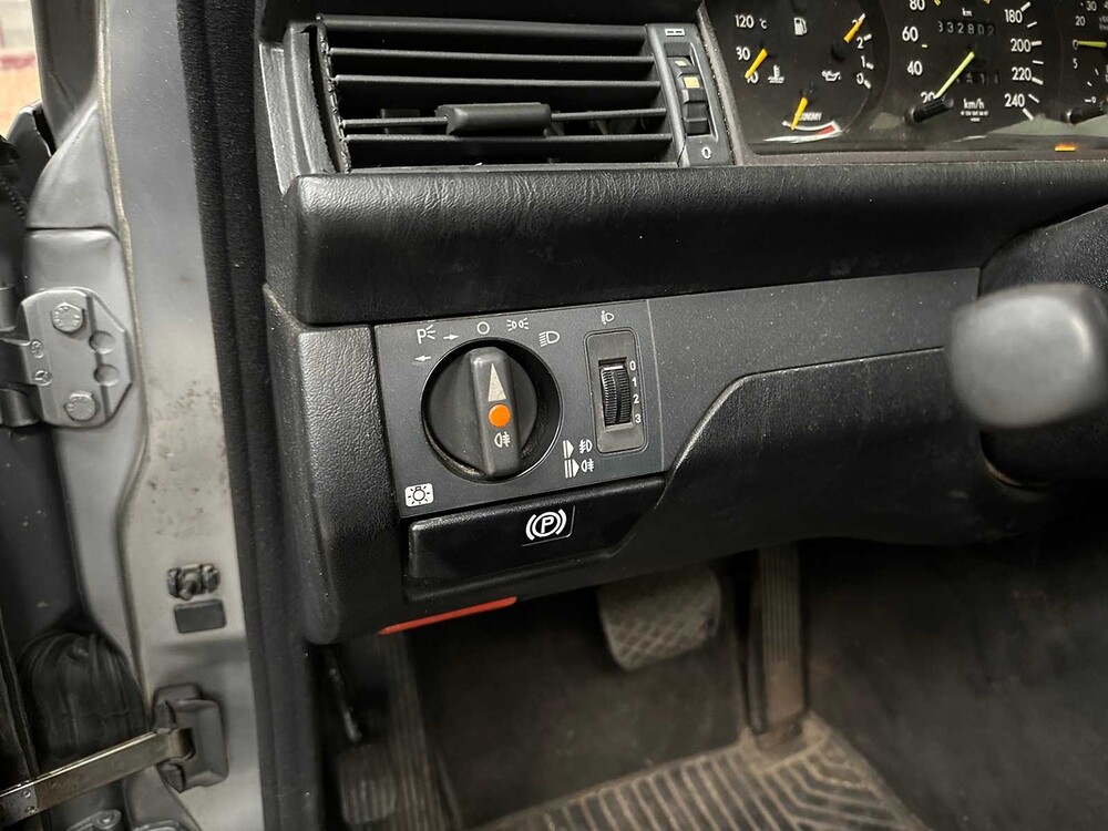 Mercedes-Benz 300 TE 200-500 (W124) Combi 179pk 1988, 61-ZJ-TZ