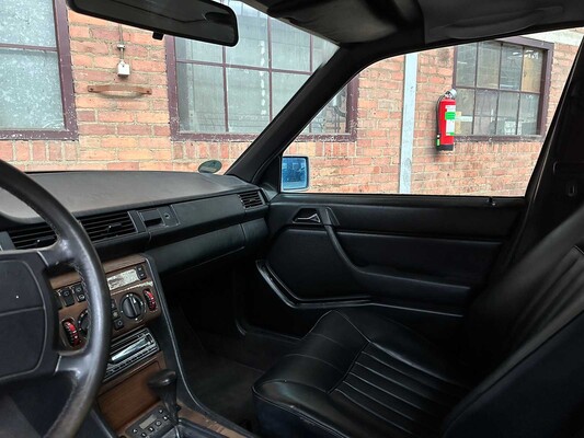 Mercedes-Benz 300 TE 200-500 (W124) Combi 179pk 1988, 61-ZJ-TZ