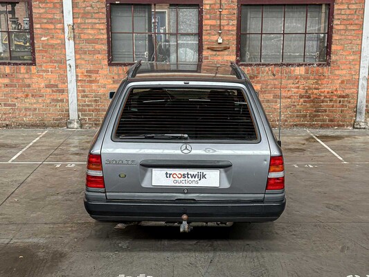 Mercedes-Benz 300 TE 200-500 (W124) Combi 179pk 1988, 61-ZJ-TZ