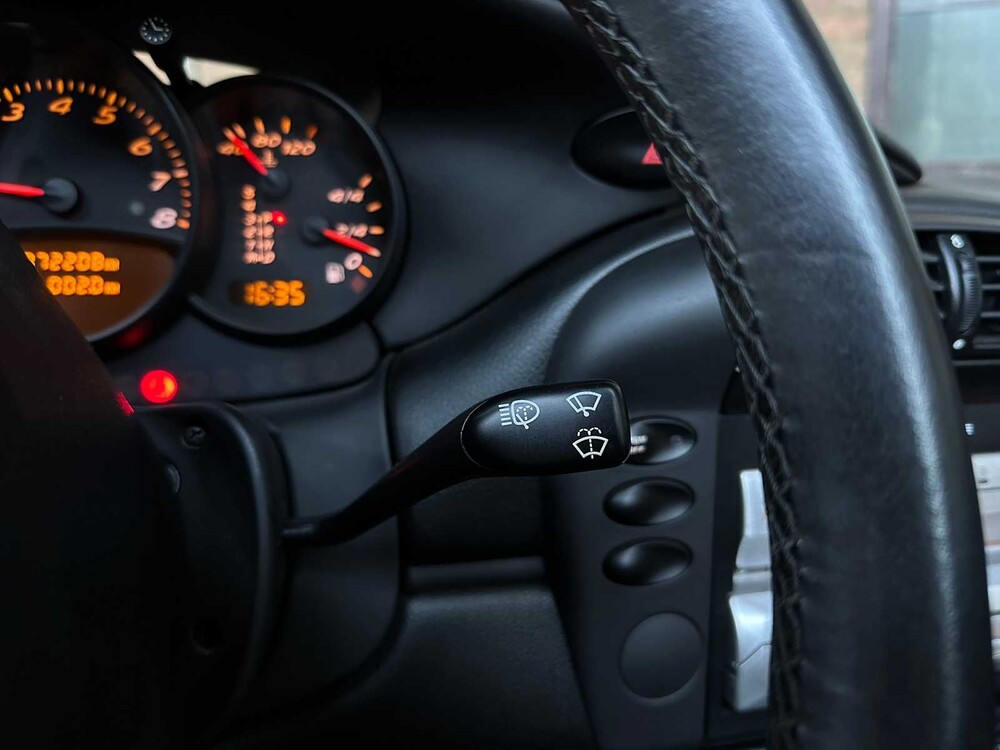 Porsche Boxster 986 Facelift 2.7 228pk 2004 Youngtimer