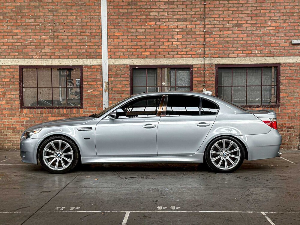 BMW M5 5.0 V10 E60 500pk 2006 5-serie Youngtimer