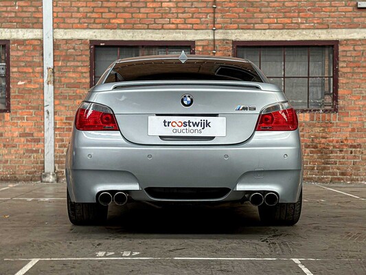 BMW M5 5.0 V10 E60 500pk 2006 5-serie Youngtimer