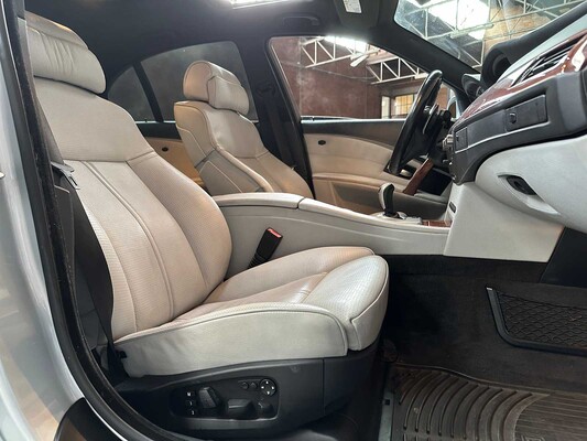 BMW M5 5.0 V10 E60 500pk 2006 5-serie Youngtimer