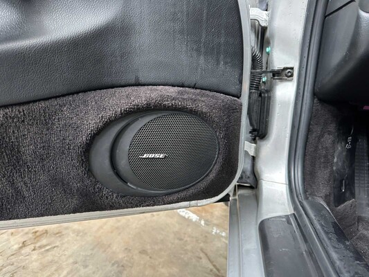 Porsche 911 Cabriolet Carrera 3.6 996 320p 2003 Youngtimer HANDGESCHAKELD