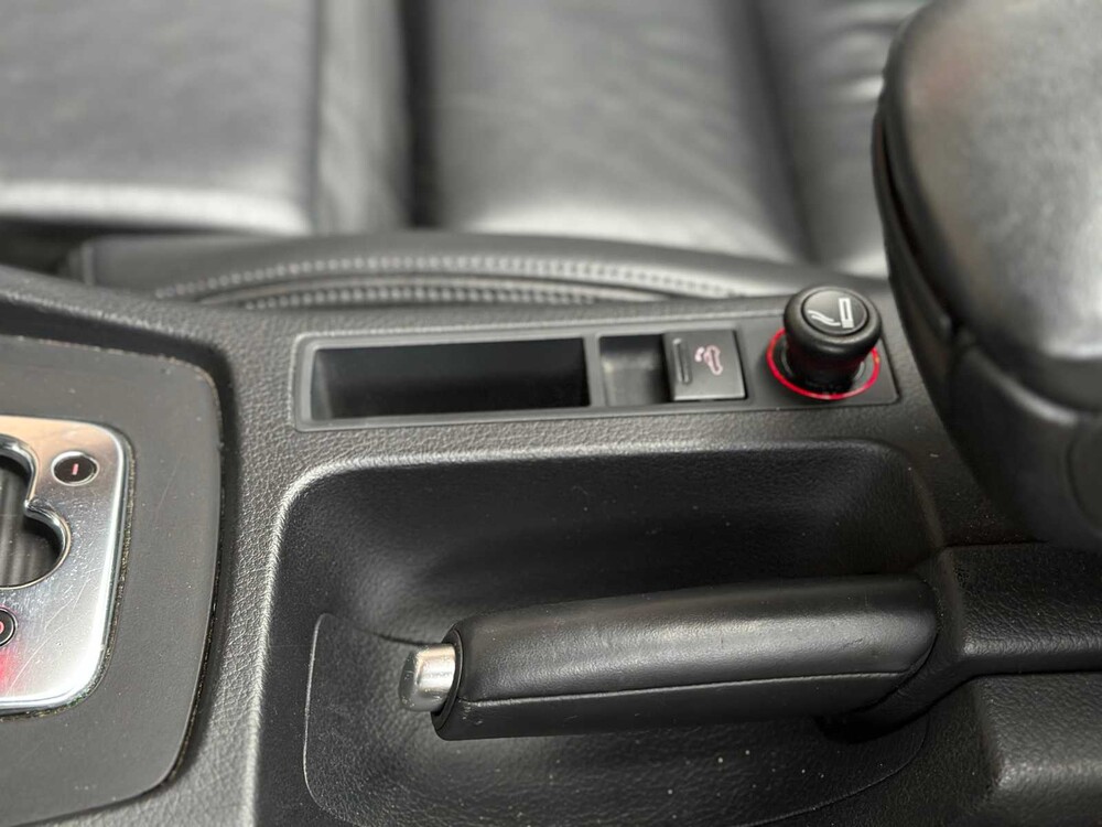 Audi A4 Cabriolet 3.2 FSI V6 Quattro Pro Line 256pk 2006, 70-SR-RL Youngtimer