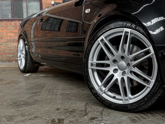 Audi A4 Cabriolet 3.2 FSI V6 Quattro Pro Line 256pk 2006, 70-SR-RL Youngtimer