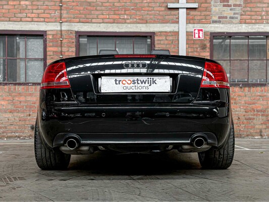 Audi A4 Cabriolet 3.2 FSI V6 Quattro Pro Line 256pk 2006, 70-SR-RL Youngtimer