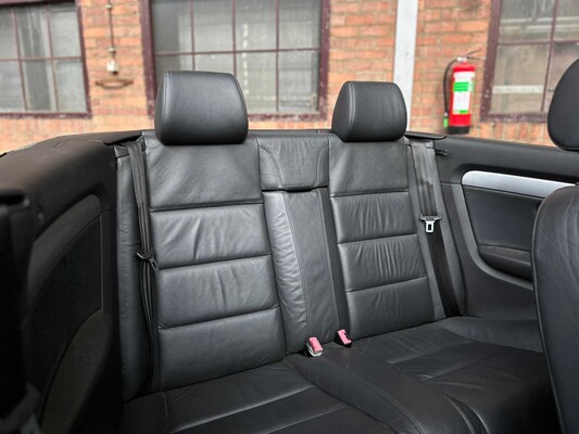 Audi A4 Cabriolet 3.2 FSI V6 Quattro Pro Line 256pk 2006, 70-SR-RL Youngtimer