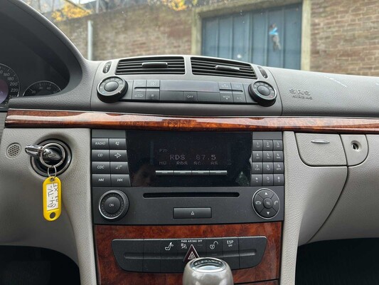 Mercedes-Benz E200 Limousine KOMPRESSOR E-Klasse 2007 (Origineel-NL), 84-TV-XF