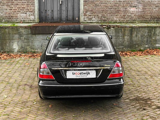 Mercedes-Benz E200 Limousine 2007 E-Klasse (Origineel-NL + 1e Eigenaar), 92-XK-RH Youngtimer