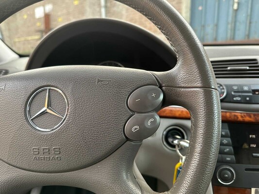 Mercedes-Benz E200 Limousine 2007 E-Klasse (Origineel-NL + 1e Eigenaar), 92-XK-RH Youngtimer