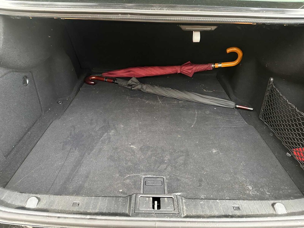 Mercedes-Benz E200 Limousine Kompressor 2007 E-klasse, 85-TV-XF Youngtimer