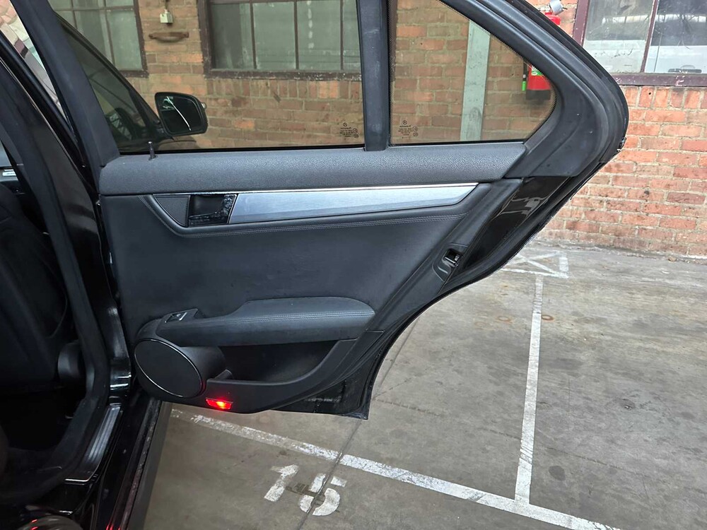 Mercedes-Benz C63 AMG 6.2 V8 457pk 2008 W204 C-Klasse, XZ-518-H Youngtimer