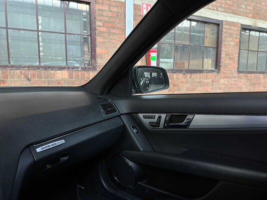 Mercedes-Benz C63 AMG 6.2 V8 457pk 2008 W204 C-Klasse, XZ-518-H Youngtimer