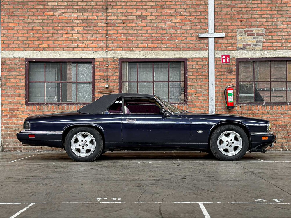 Jaguar XJS Cabriolet 4,0 6-Zoll-Reihenmotor 240 PS 1996