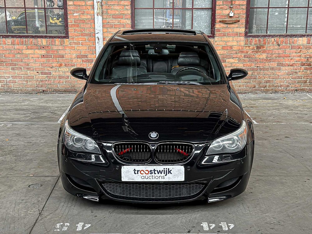 BMW M5 5.0 V10 500pk 2006 E60 5-serie