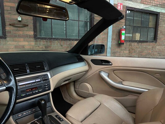 BMW 325Ci Executive 192pk 2002 (Origineel-NL) 3-serie Cabriolet, 11-JP-PG