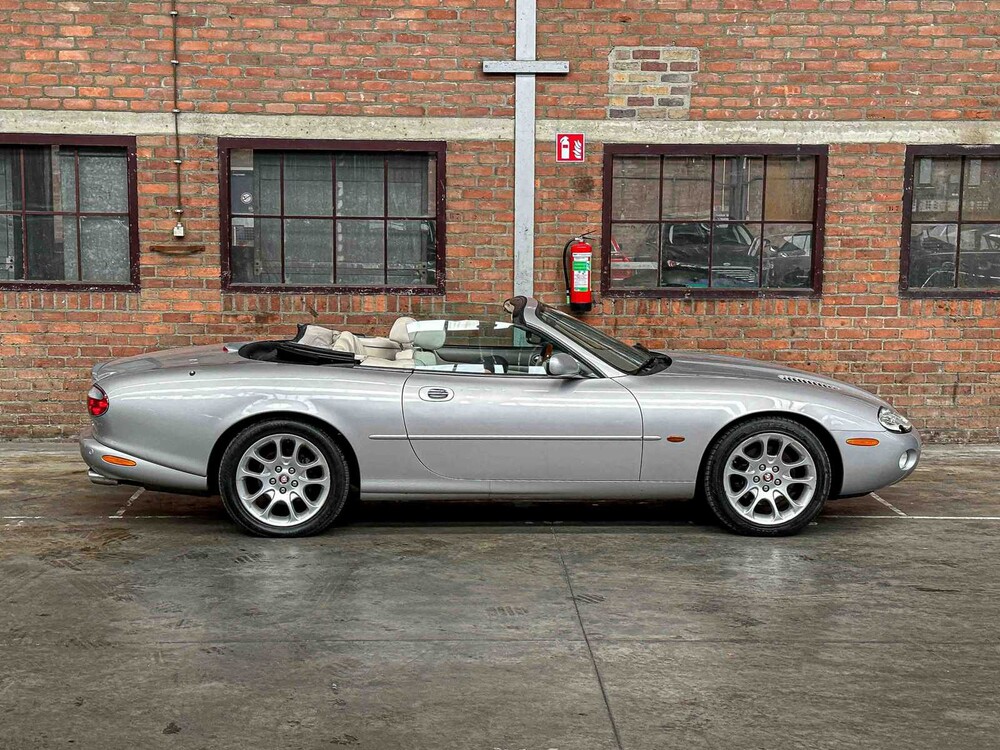 Jaguar XKR 4.0 V8 Cabriolet 363 PS 2001 (LPG), N-457-KK Youngtimer