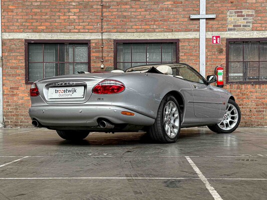 Jaguar XKR 4.0 V8 Convertible 363pk 2001 (LPG) , N-457-KK Youngtimer