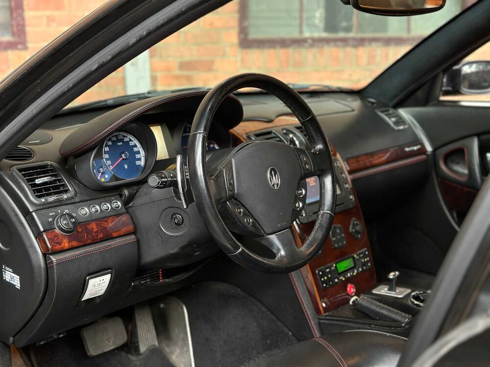 Maserati Quattroporte 4,2 V8 (41.000 km) 400 PS 2005 -Youngtimer-