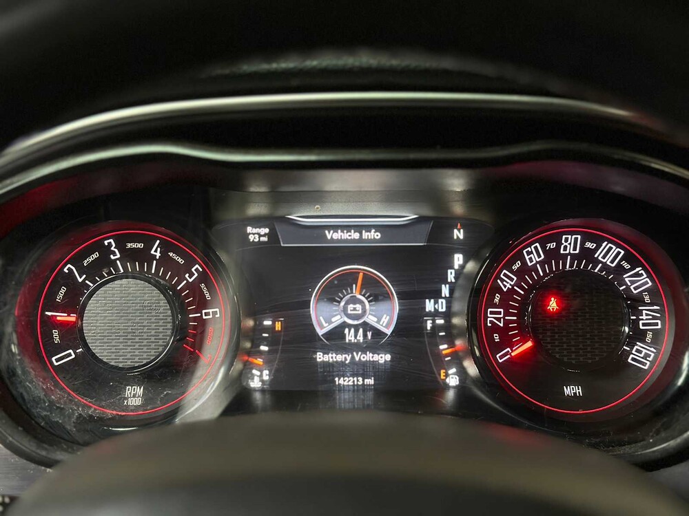 Dodge Challenger SXT PLUS 3.6 V6 305pk 2019