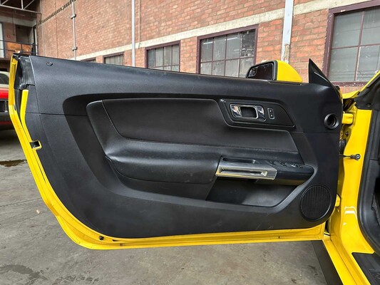 Ford Mustang 3.7 V6 300pk 2014 Cabriolet