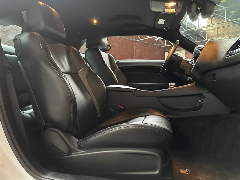 Dodge Challenger SXT PLUS 3.6 V6 305pk 2015