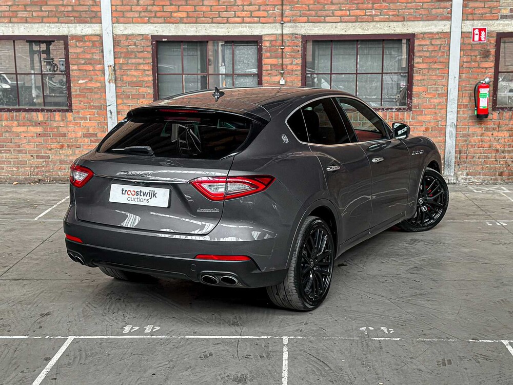 Maserati Levant 3.0 V6 349pk 2017