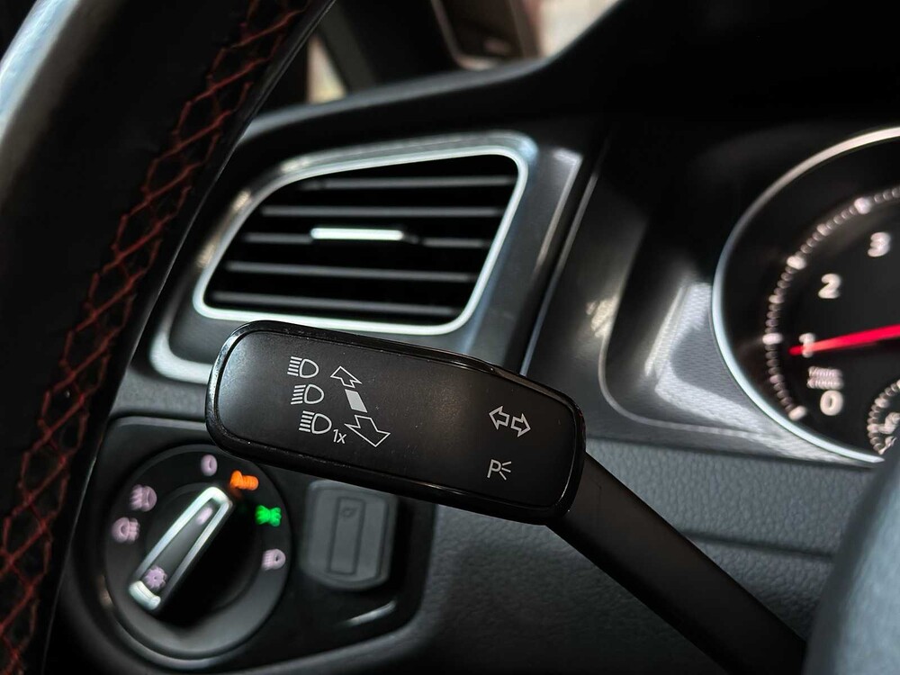 Volkswagen Golf GTI Performance VII 2.0 TSI Golf 7 230pk 2014, TV-769-S