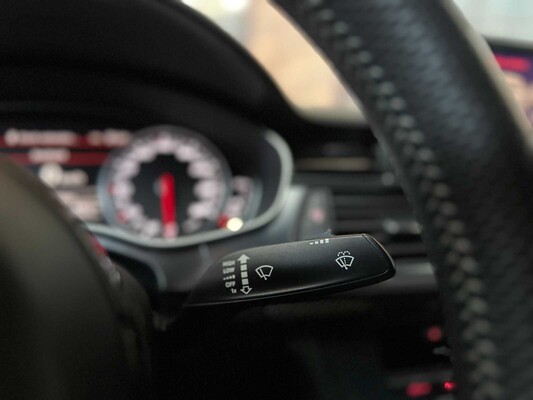 Audi RS7 Sportback 4.0 TFSI V8 Quattro (CARBON) Pro Line Plus 560pk 2014, L-401-XJ