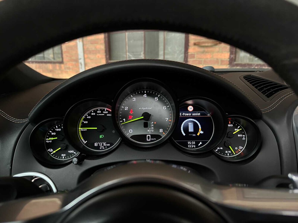 Porsche Cayenne S E-Hybrid 3.0 V6 416pk 2015, HB-194-D