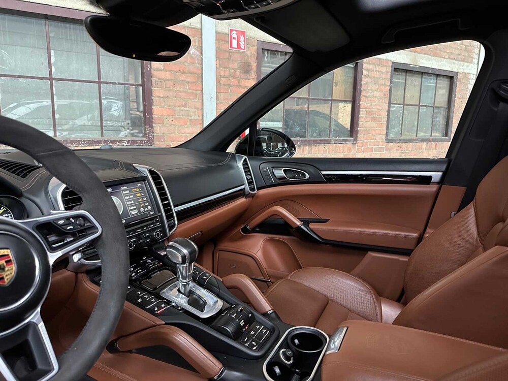 Porsche Cayenne S E-Hybrid 3.0 V6 416pk 2015, HB-194-D