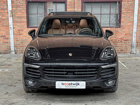 Porsche Cayenne S E-Hybrid 3.0 V6 416pk 2015, HB-194-D