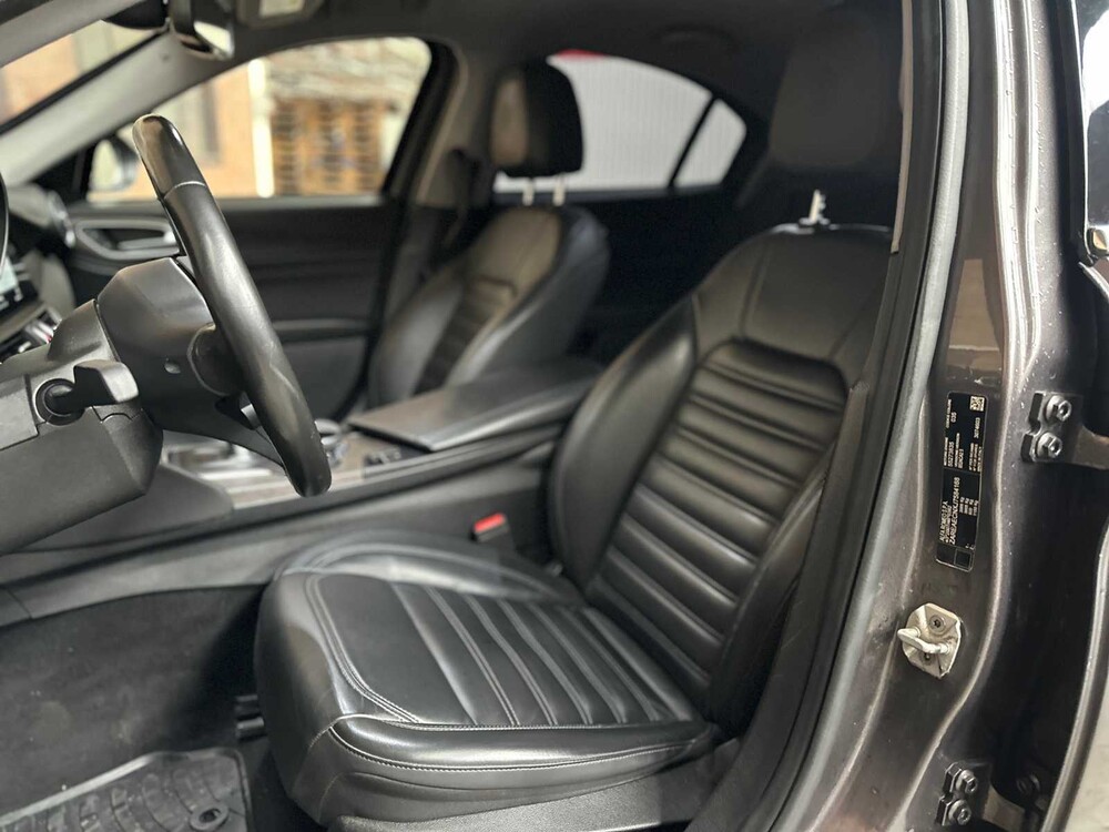 Alfa Romeo Giulia 2.0 T AWD Veloce Repetti B4 + GEPANTSERD 280pk 2019, JDK-05-S