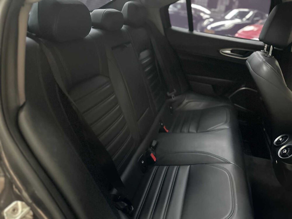 Alfa Romeo Giulia 2.0 T AWD Veloce Repetti B4 + GEPANTSERD 280pk 2019, JDK-05-S