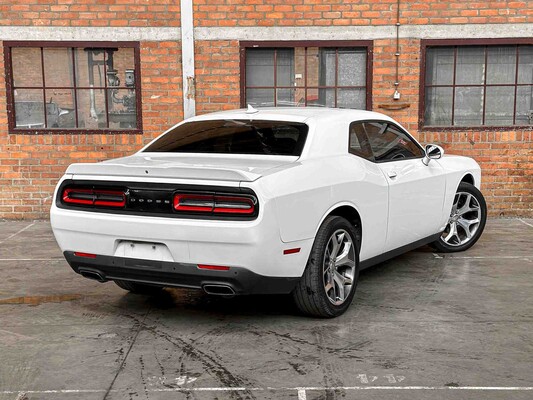 Dodge Challenger SXT PLUS 3.6 V6 305pk 2015