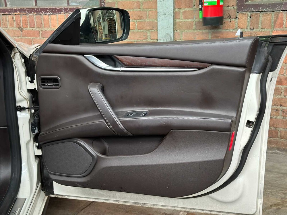 Maserati Ghibli 3.0 V6 D 275pk 2015 (Origineel-NL), HF-346-H