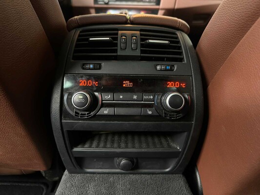 BMW 550i 4.4 V8 High Executive M-Sport F11 408pk 2011 5-serie Touring, HP-259-J