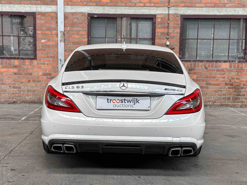 Mercedes-Benz CLS63 AMG 5.5 V8 525pk 2012 CLS-Klasse (53.000 KM)