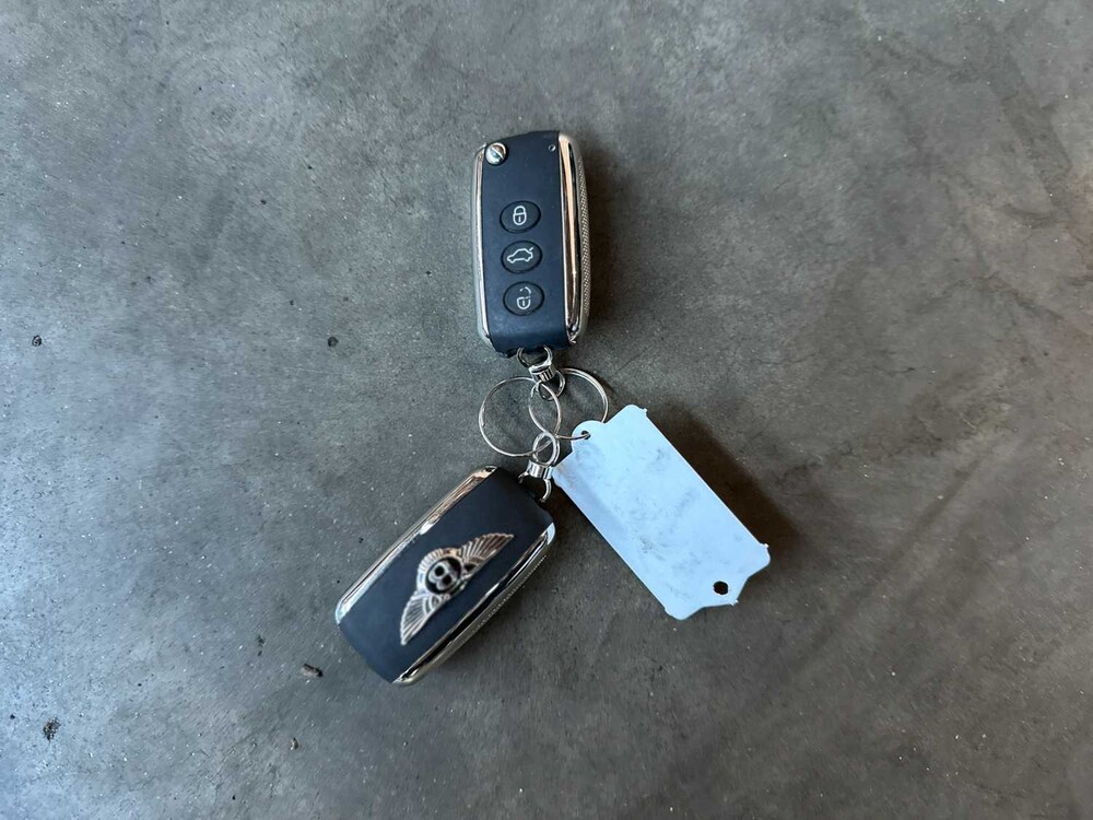 Bentley Continental GT 6.0 W12 575pk 2013, K-766-VL