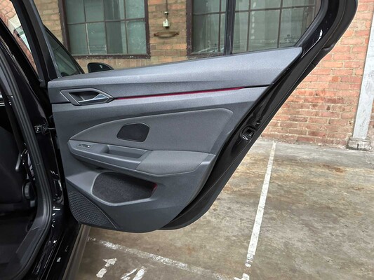 Volkswagen GTI ClubSport VIII 2.0 TSI (Golf 8) 300pk 2021, Z-241-GH