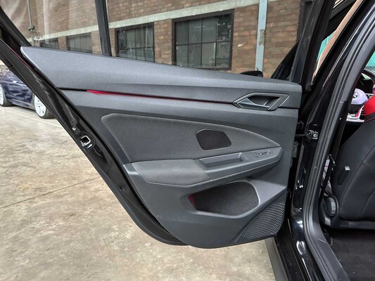 Volkswagen GTI ClubSport VIII 2.0 TSI (Golf 8) 300pk 2021, Z-241-GH