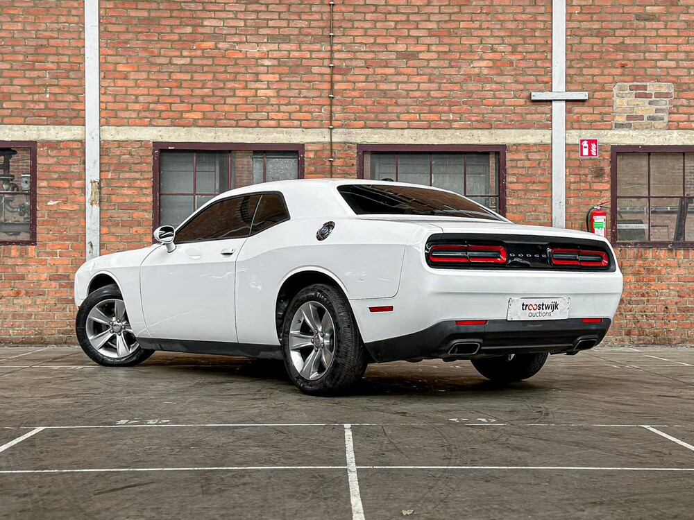 Dodge Challenger 3.6 V6 305pk 2016