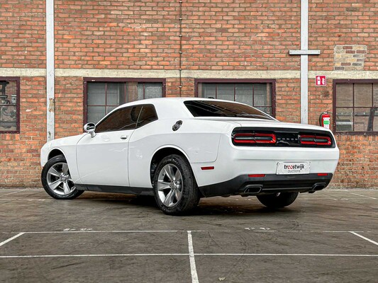 Dodge Challenger 3.6 V6 305pk 2016
