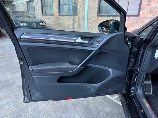 Volkswagen Golf GTI Performance 2.0 TSI 230pk 2018, K-237-RR